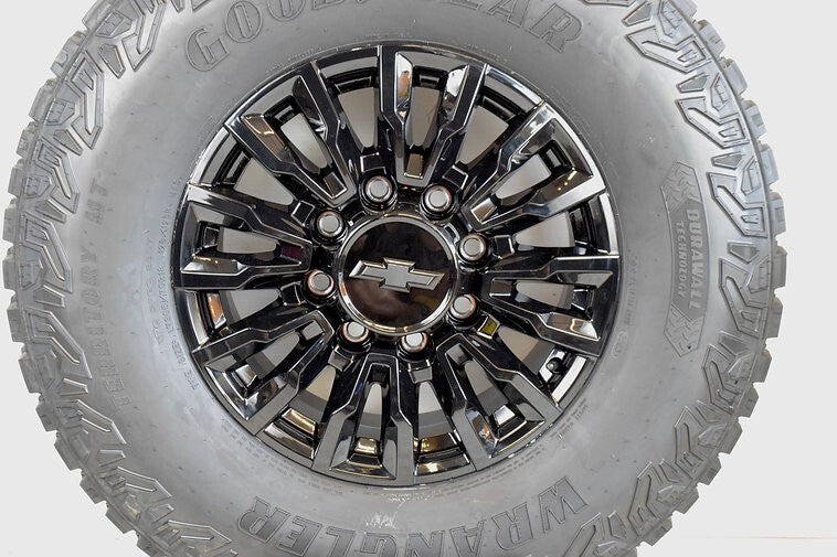 4 NEW 18” OEM  ALASKAN Gloss Black Wheels Rims Chevy Silverado 2500 3500 GDY