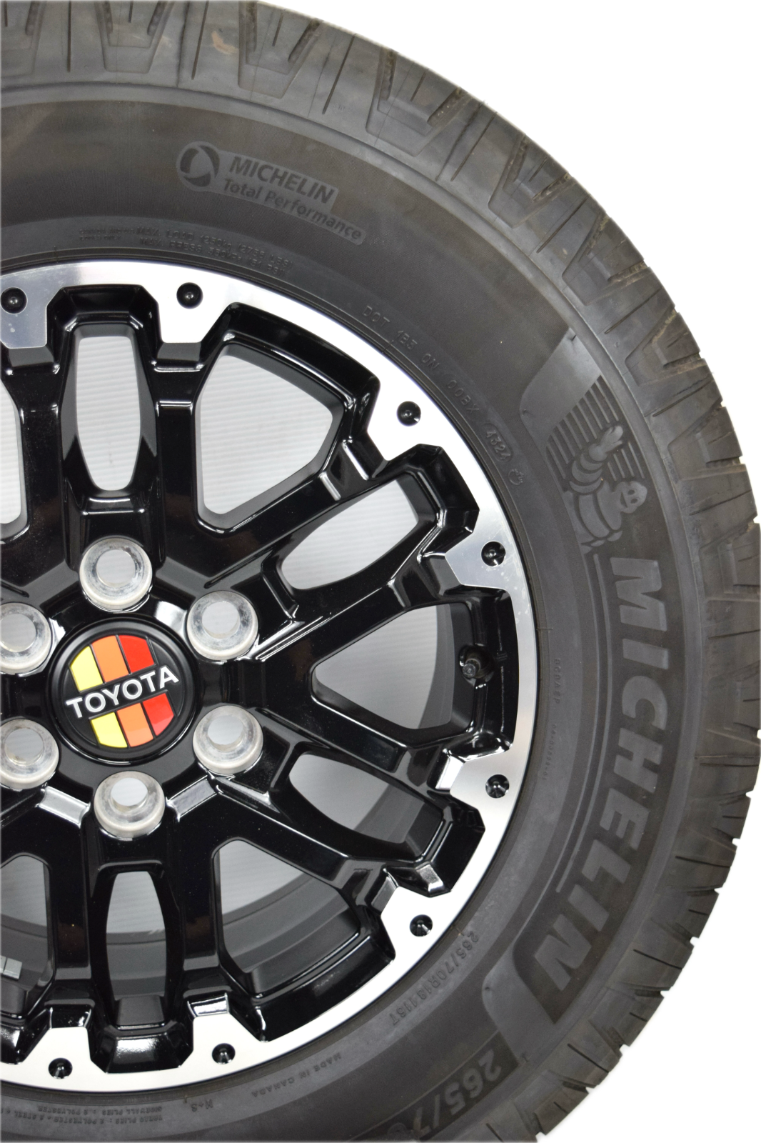 18" Tundra Platinum Toyota Sequoia OEM Black Wheels Tires Limited 265/70R18