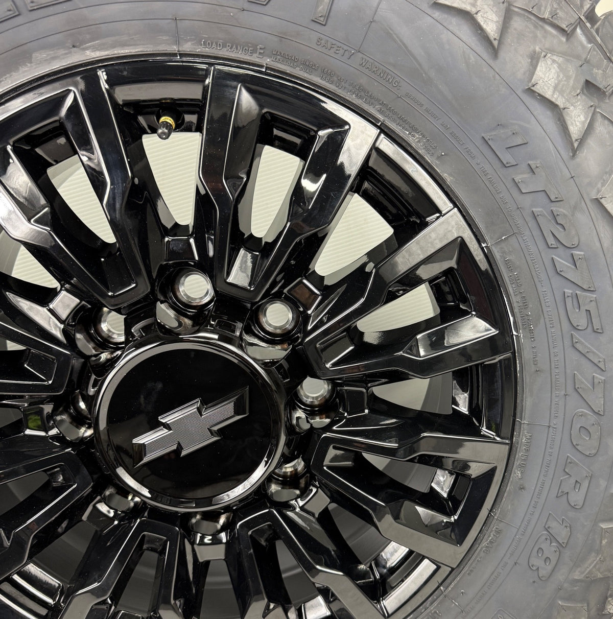 4 NEW 18” OEM  ALASKAN Gloss Black Wheels Rims Chevy Silverado 2500 3500 2025 N