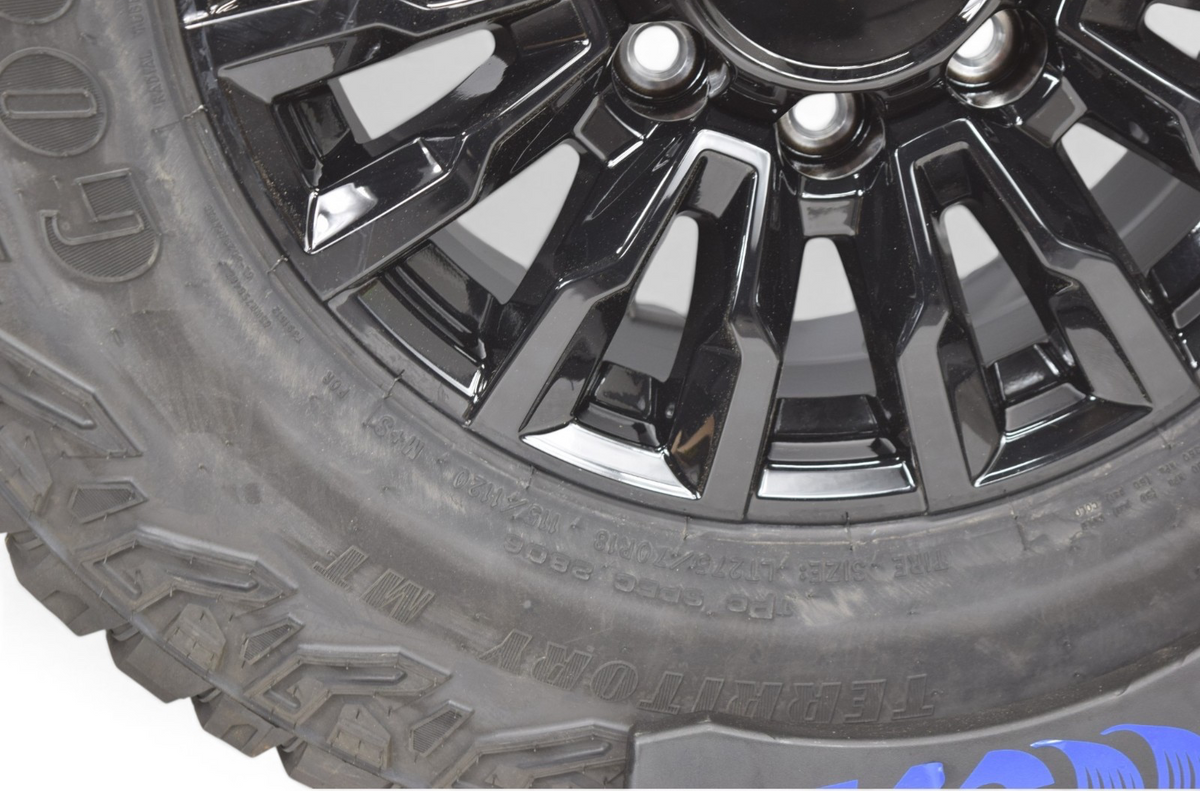 4 NEW 18” OEM ALASKAN Gloss Black Wheels Rims Chevy Silverado 2500 3500 GDY Kev