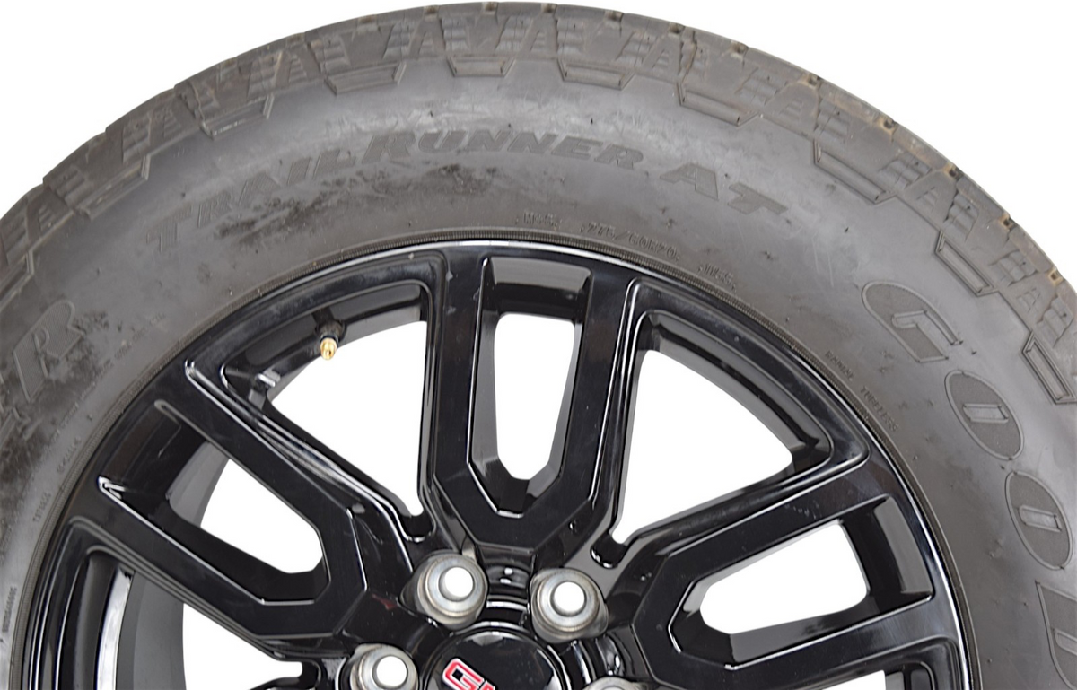 20" GMC Sierra Yukon AT4 Black/Machined Chevy Silverado OEM wheels rims tires