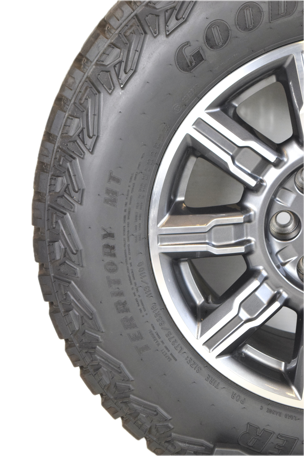 18" GMC Sierra AT4X Chevy Silverado OEM wheels rims tires NEW 2025