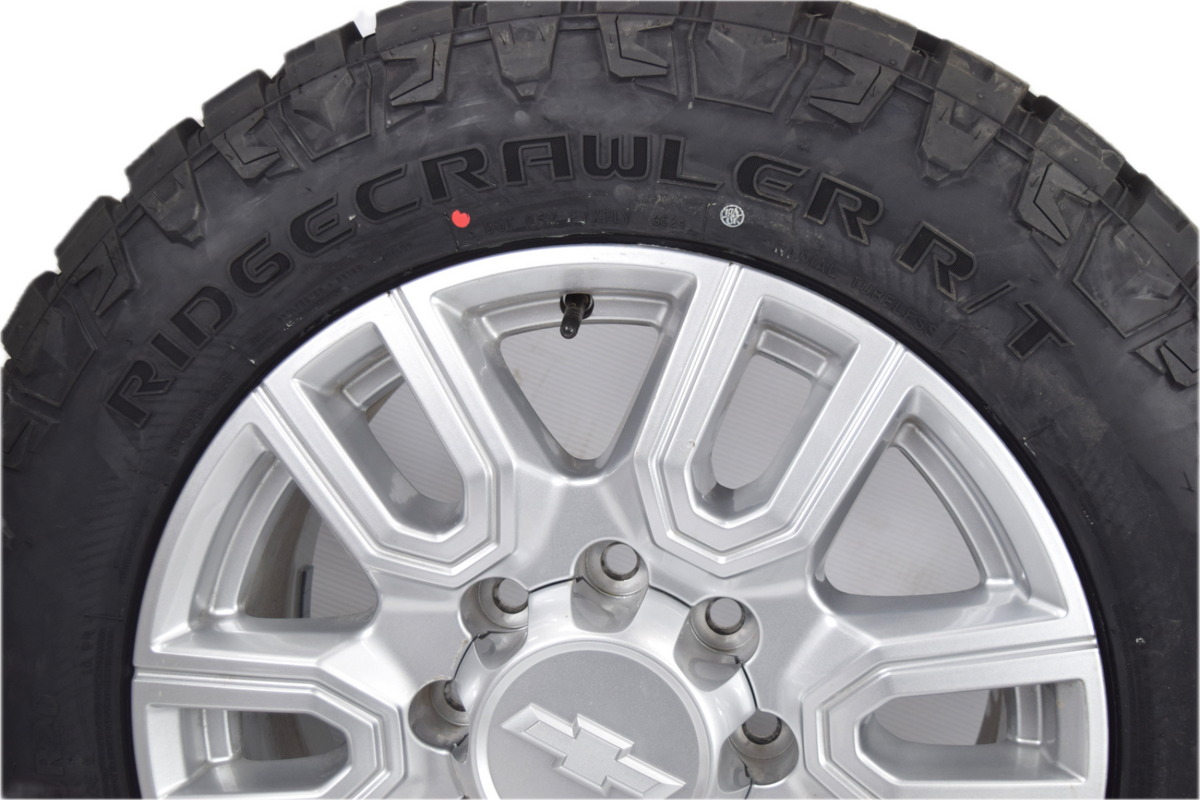 20" NEW  Chevy Silverado Silver 2500 3500 OEM wheels rims tires