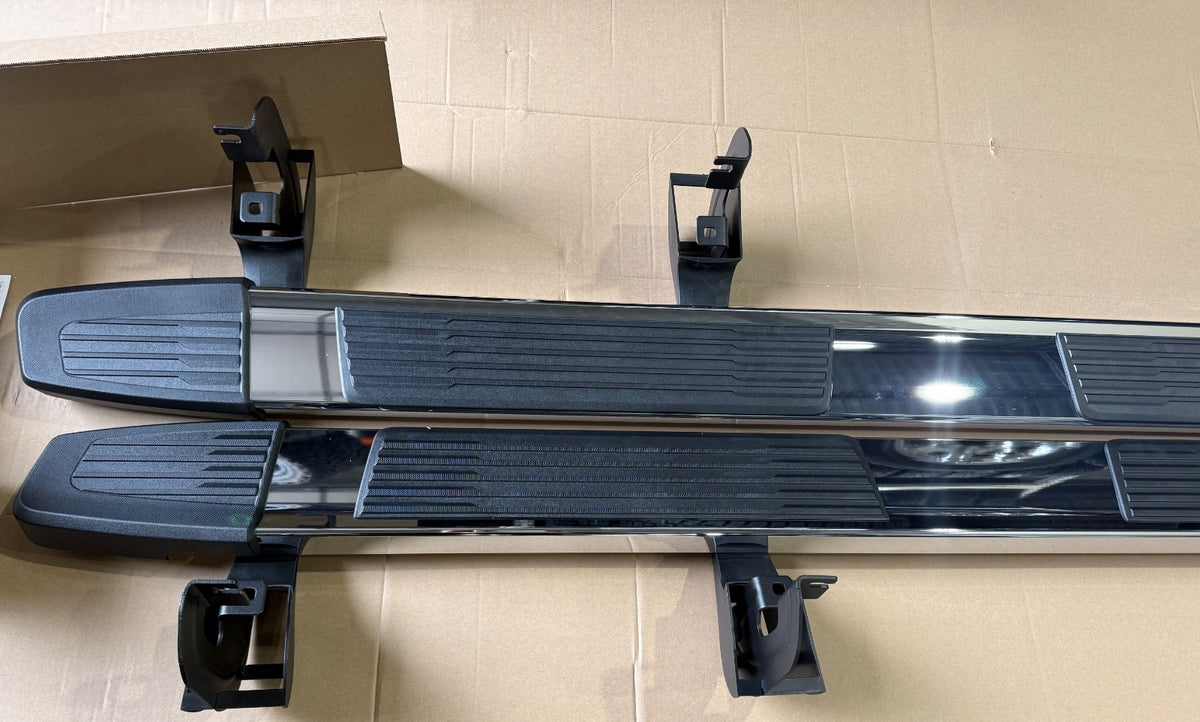 NEW Silverado GM Sierra 1500 Chrome Running Board Set 2019-2026 86574738 OEM