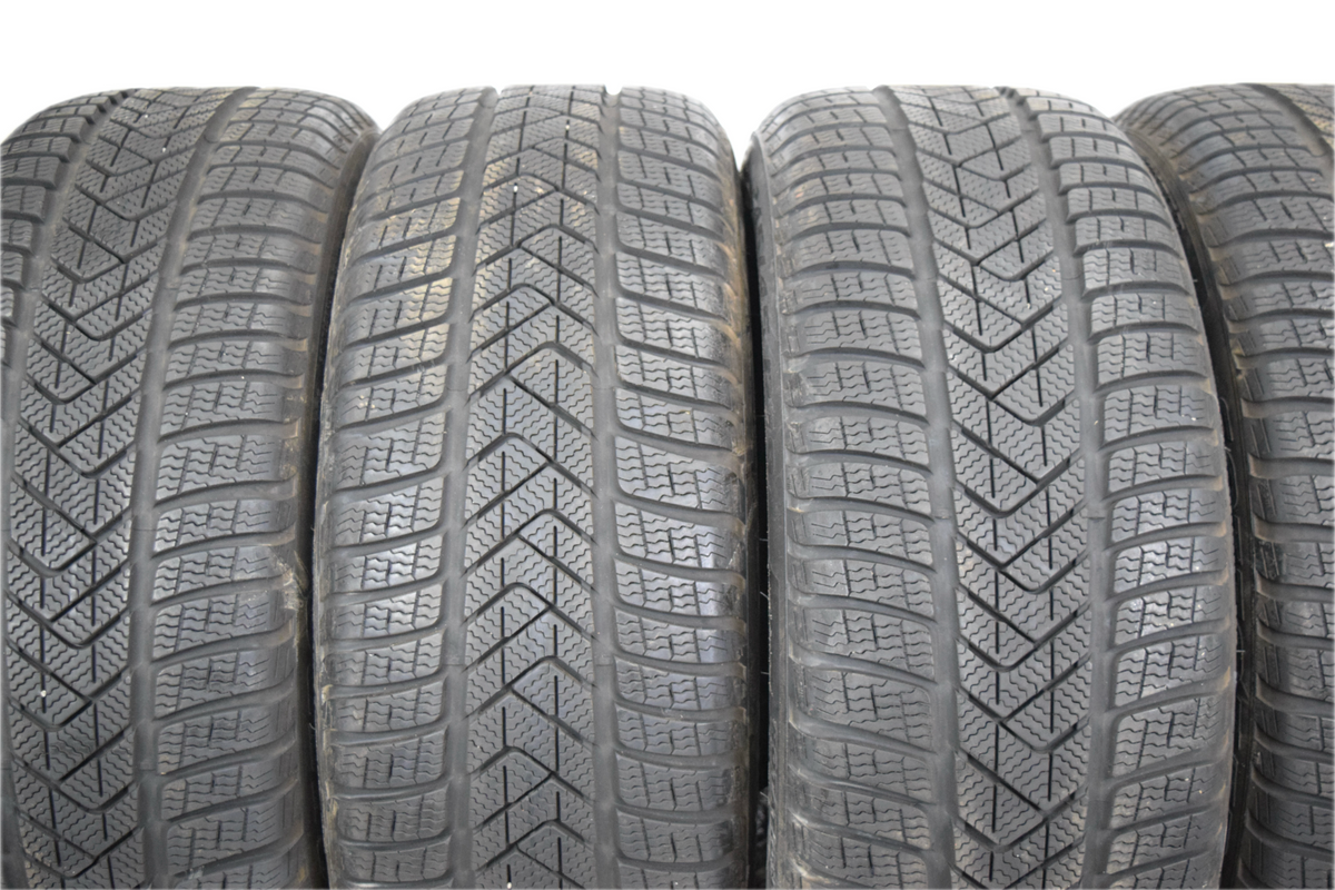 4 NEW Pirelli Winter Sottozero 3 Run Flat 245/45R19 102V XL  Snow