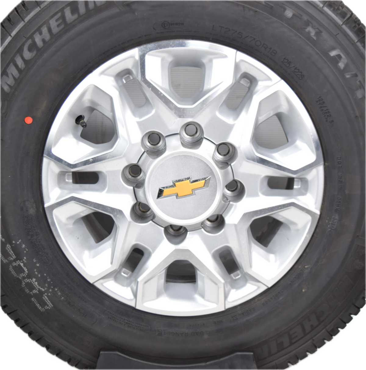 18" Chevy Silverado 2500 3500 OEM 5959 wheels rims MICHELIN LTX A/T2 NEW