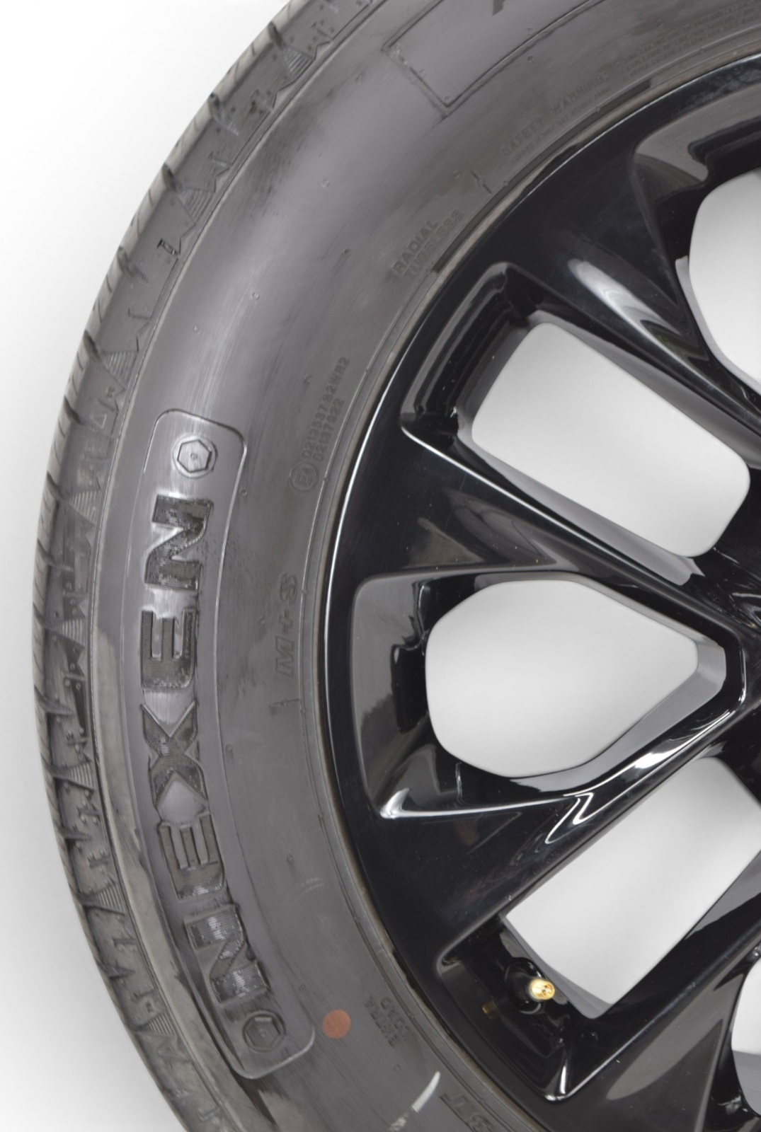 20" Black Jeep Wrangler High Altitude OEM Wheels Rims Tires  Set Of 5 255/60R20