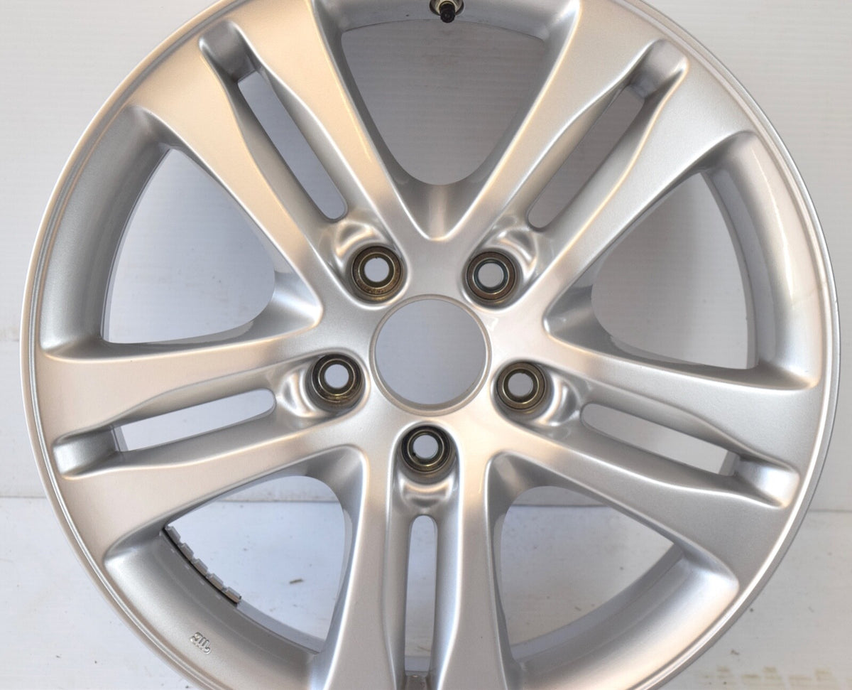 (1) 17"  Honda CR-V 2007-2011 Replacement Rim WHEEL  42700SWAA71, 42700SWAA73
