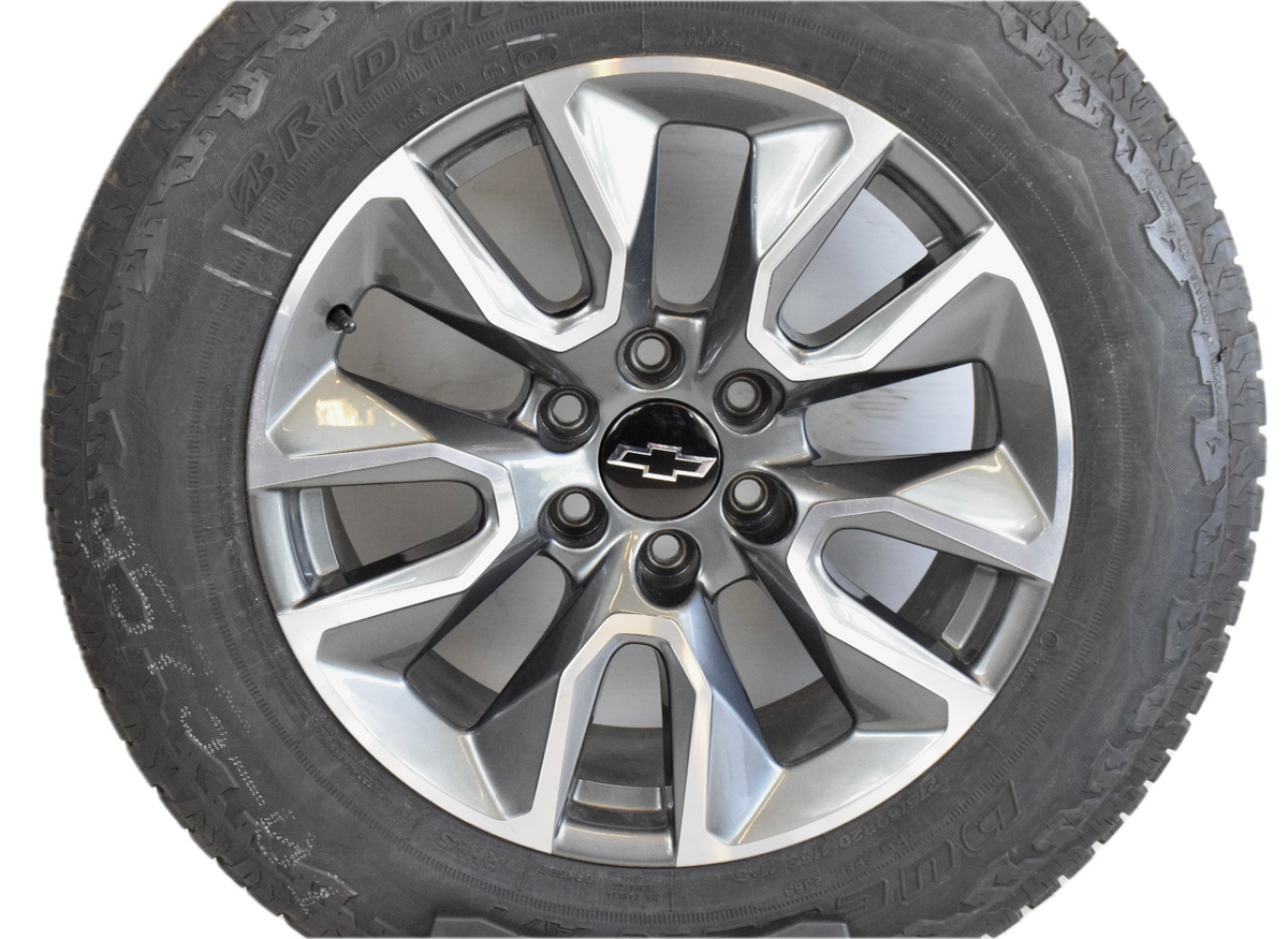 20" Chevy Silverado Tahoe Gunmetal RST  OEM wheels rims tire Bridgestone A/T