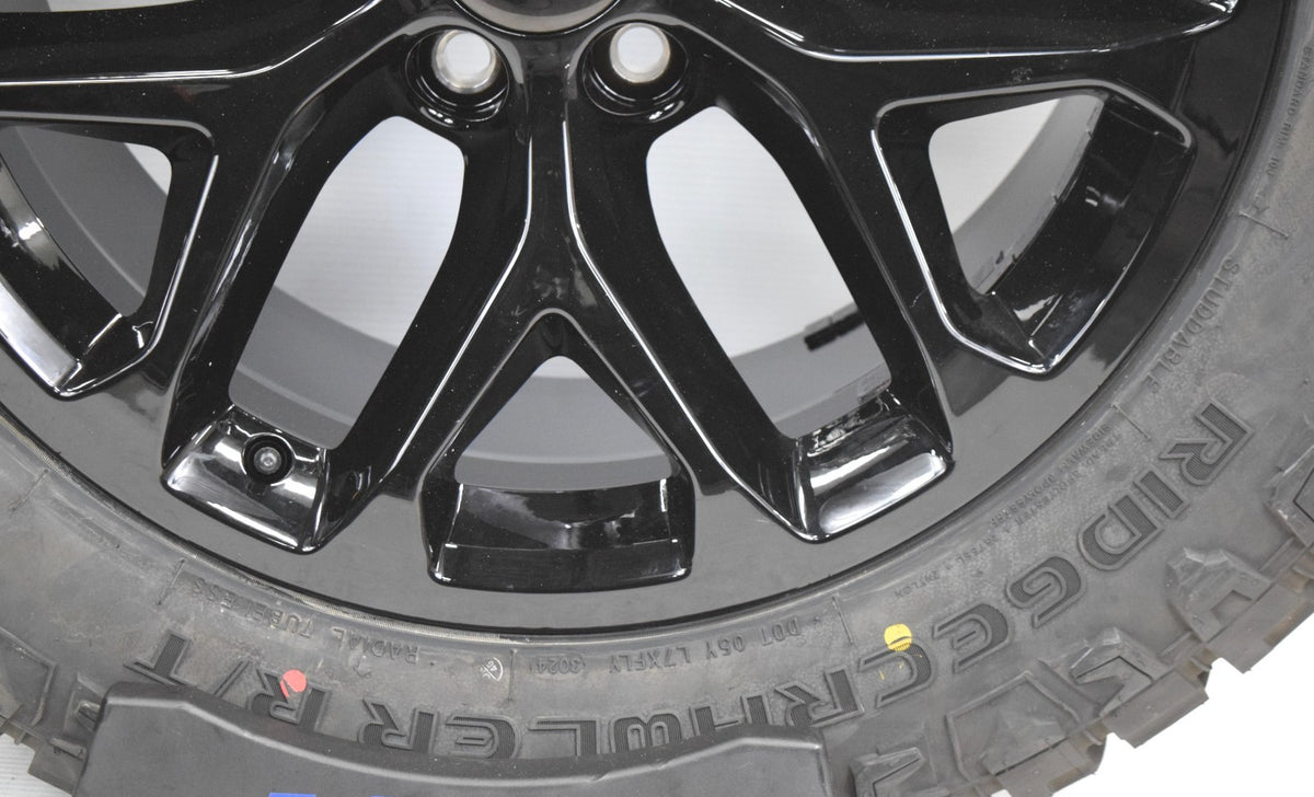 20" Gmc Sierra Yukon Replica Gloss Black Snowflake Wheels Rims Tires R/T 33"