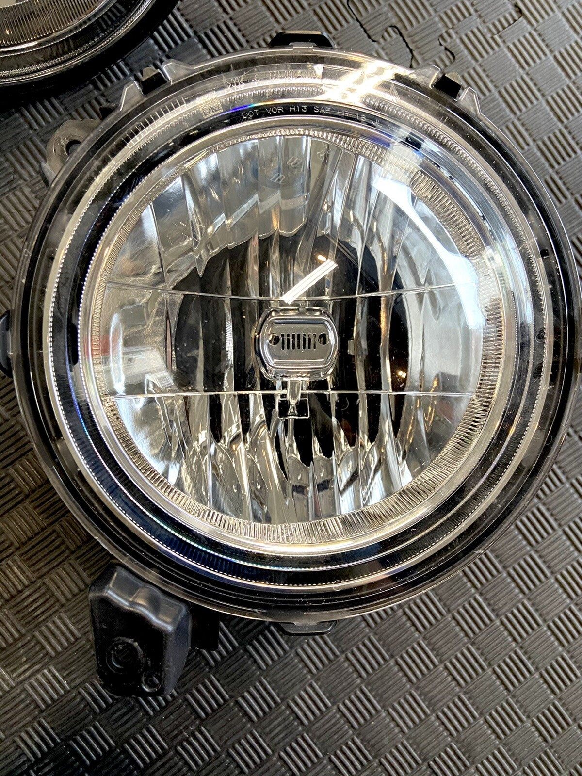 Genuine PAIR Mopar  55112872AD/ 55112873AD Jeep JL OEM R/L headlights 5236-001