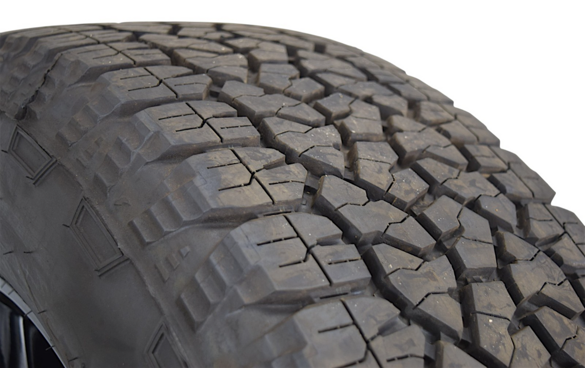 20" GMC Sierra AT4 Denali Chevy 2500 3500 HD Black OEM Wheels Tires Rims