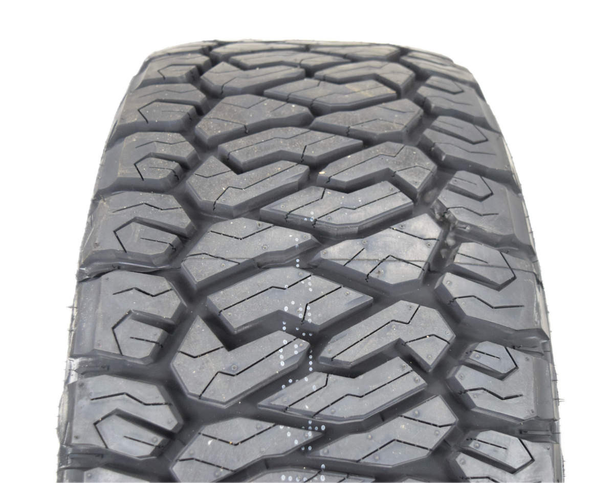 20" Chevy Silverado GMC Sierra Ram 1500 Ford 150 Tundra wheels tires 6x139 6x135