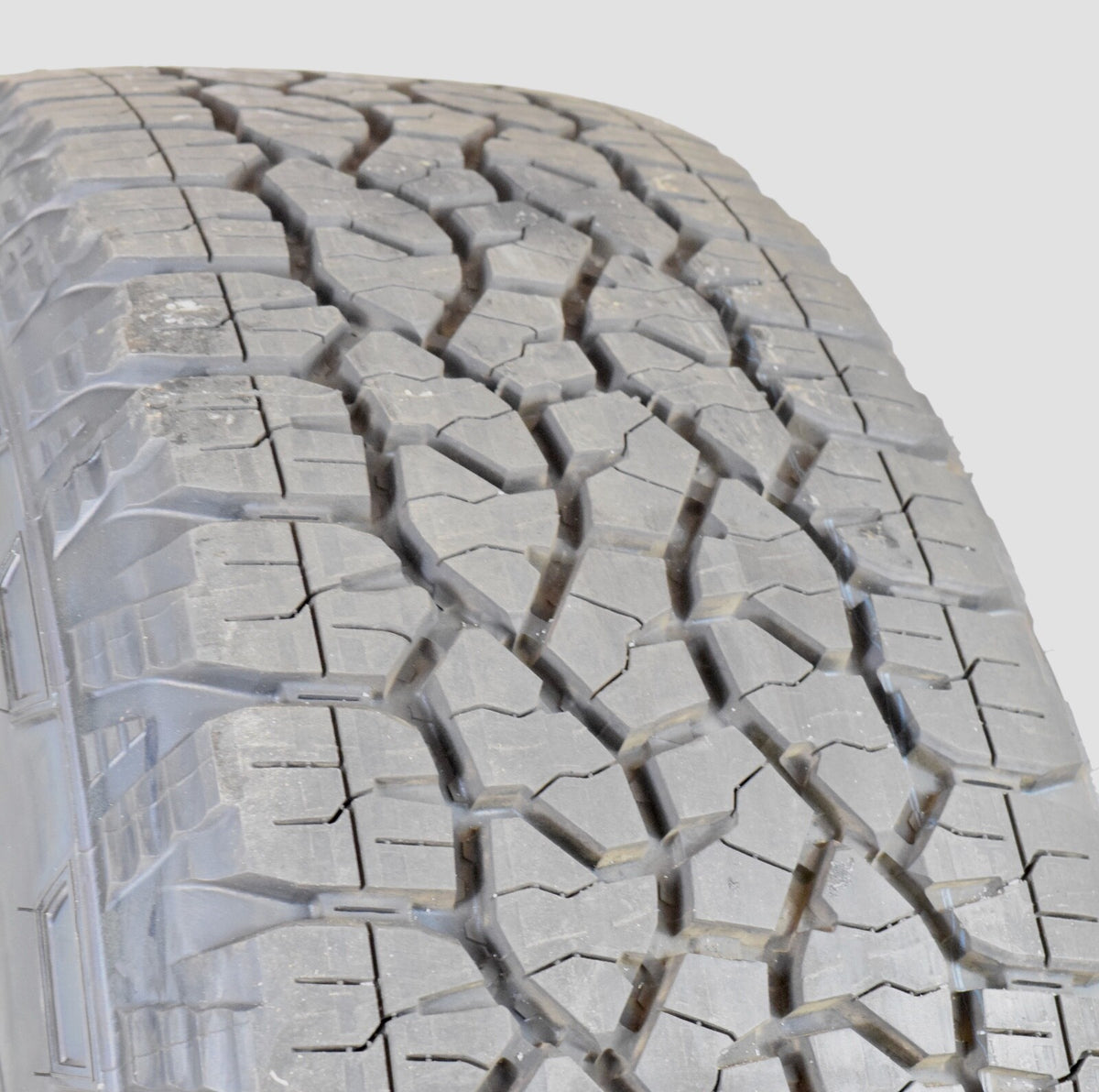 20" NEW  Chevy Silverado Silver 2500 3500 OEM wheels rims tires 2025