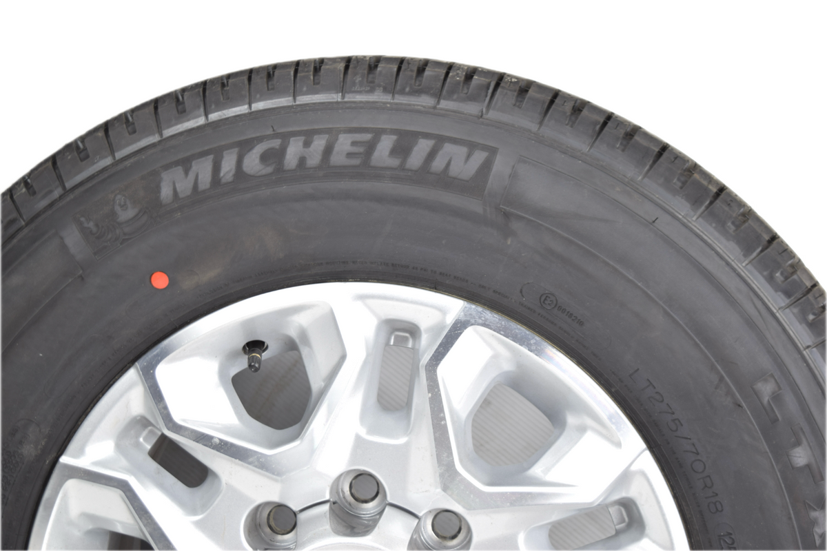 18" Chevy Silverado 2500 3500 OEM 5959 wheels rims MICHELIN LTX A/T2 NEW